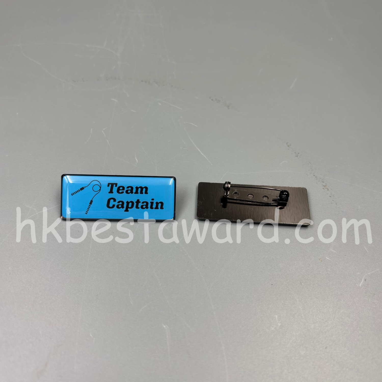 襟章承載，校園時光