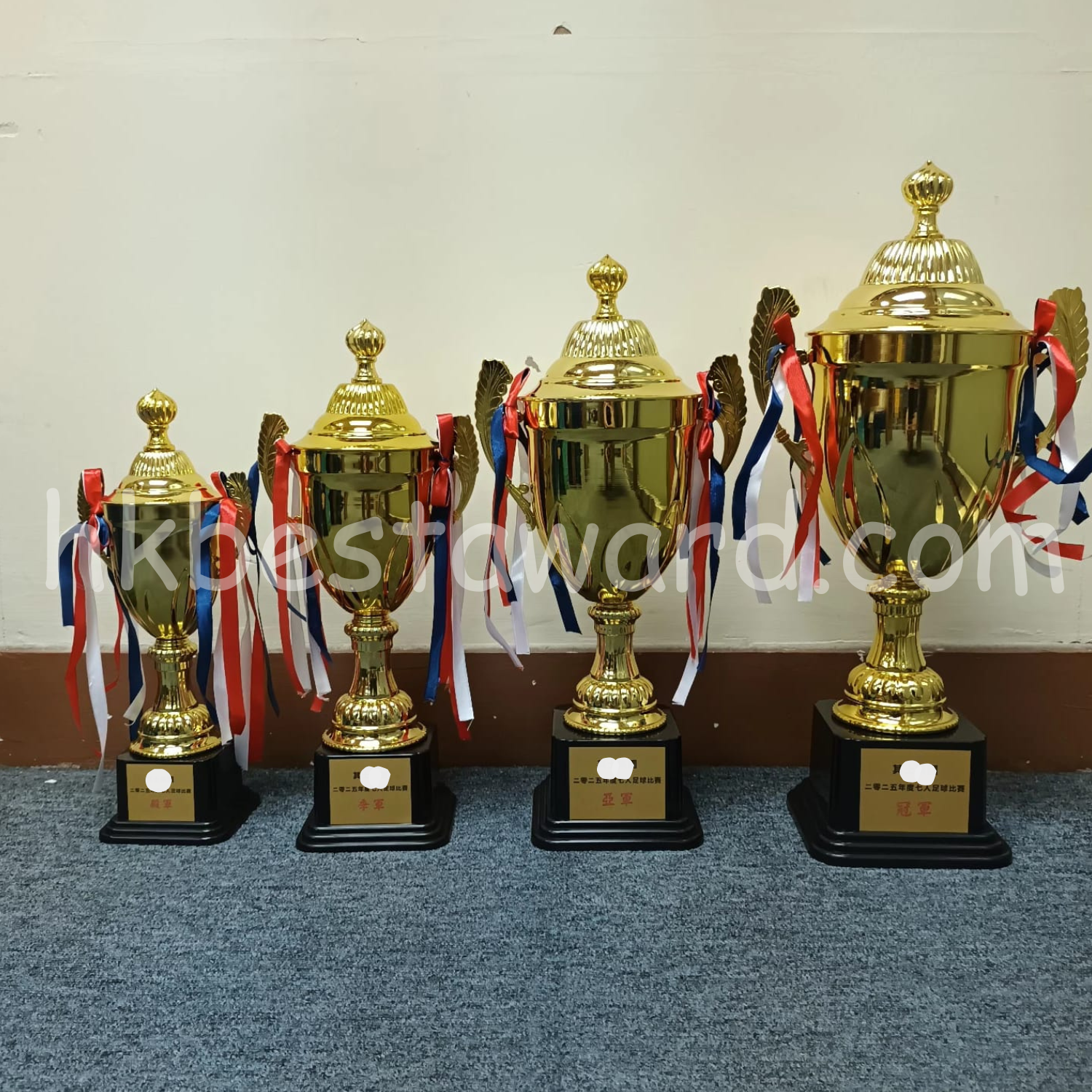 金屬獎盃：鐫刻榮耀的時光勳章